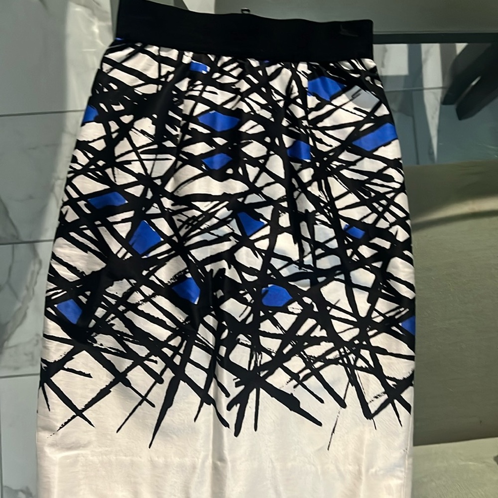 Milly Abstract Pencil Skirt. Size 0